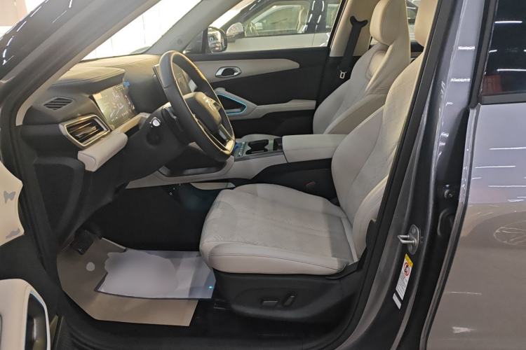 Used BYD Yuan UP 2025 Intelligent Driving Version 401 km Beyond-Range Edition