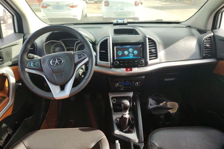 Used  Refine S3 2014 1.5L Manual Luxury Smart Model
