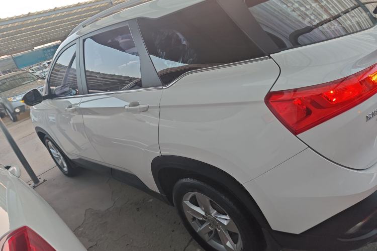 Used Baojun 530 2019 1.5T CVT Luxury Model 7 Seats China V Emission Standard
