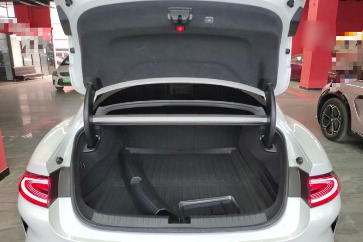 Used  SU7 2024 Four-Wheel Drive Ultra-Long Range Advanced Intelligent Driving Max Edition
