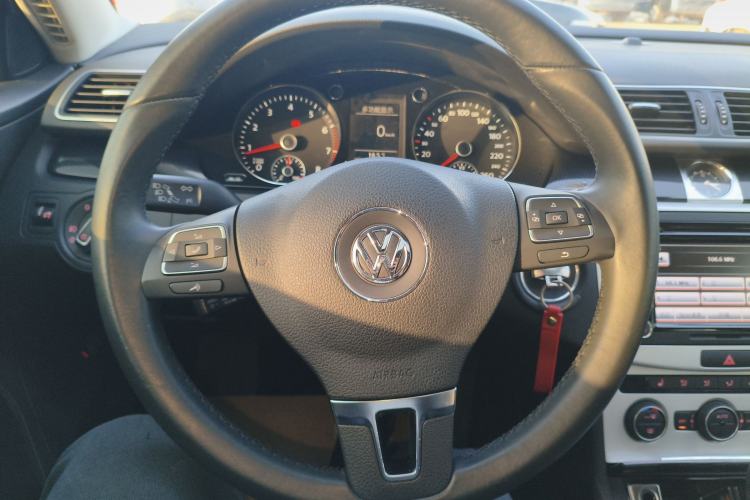 Used Volkswagen Magotan 2013 1.8TSI Luxury Model
