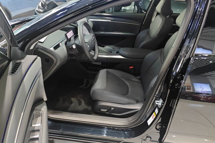 Used XPeng MONA M03 2024 620 with Ultra-Long Range
