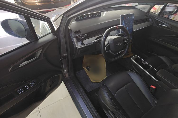 Used NETA V 2021 Standard Range Entertainment Version – Upgraded Model
