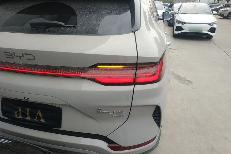 Used BYD Song PLUS New Energy 2025 EV Intelligent Driving Version 520km Premium Model
