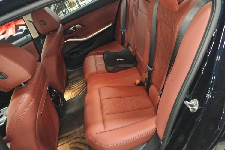 Used BMW i3 2025 eDrive 40 L Midnight Edition
