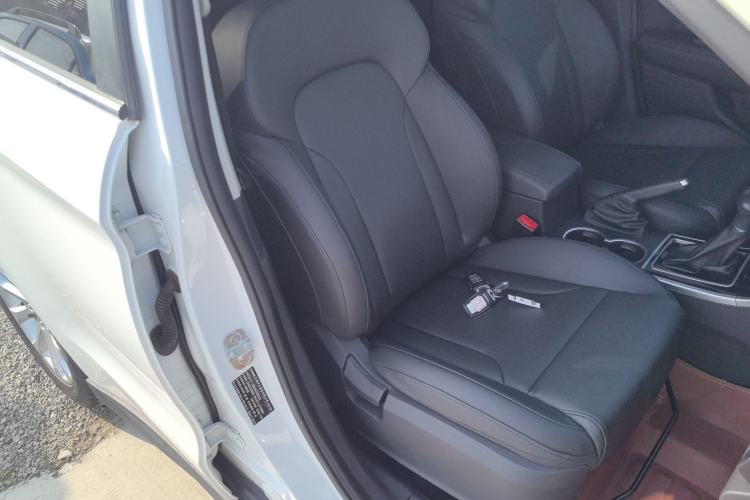 Used Haval H2 2017 Red-Label 1.5T Automatic Two-Wheel Drive Elite Model