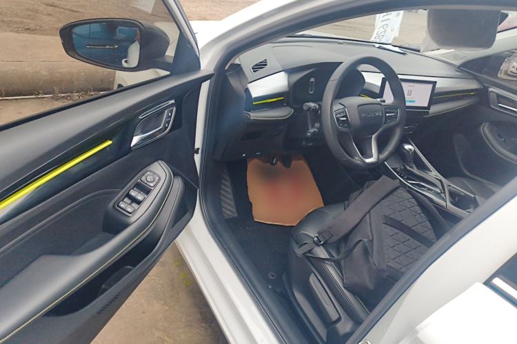 Used Roewe i5 2021 1.5L CVT Diamond Edition
