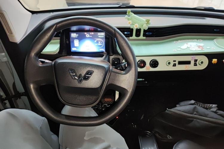 Used Wuling Hongguang MINIEV 2020 Lite Version Lithium Iron Phosphate
