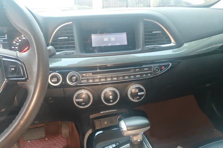 Used GAC Trumpchi GA6 2016 235T DCT Elite Edition
