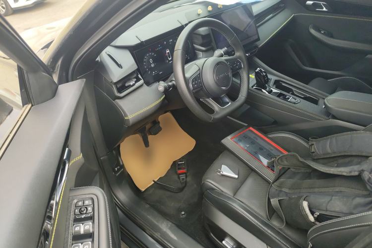 Used Lynk & Co 03 2023 1.5TD DCT JingPro
