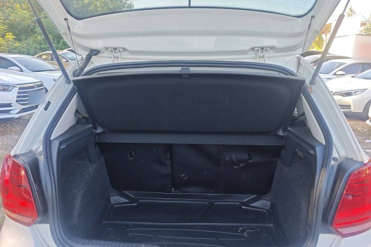 Used Volkswagen Polo 2014 1.4L Automatic Comfort Edition
