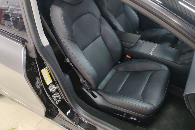 Used Tesla Model 3 2023 Rear-Wheel-Drive Version
