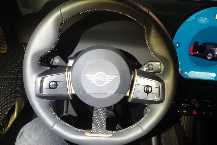 Used  Electric MINI COOPER 2024 456km COOPER E Classic Edition
