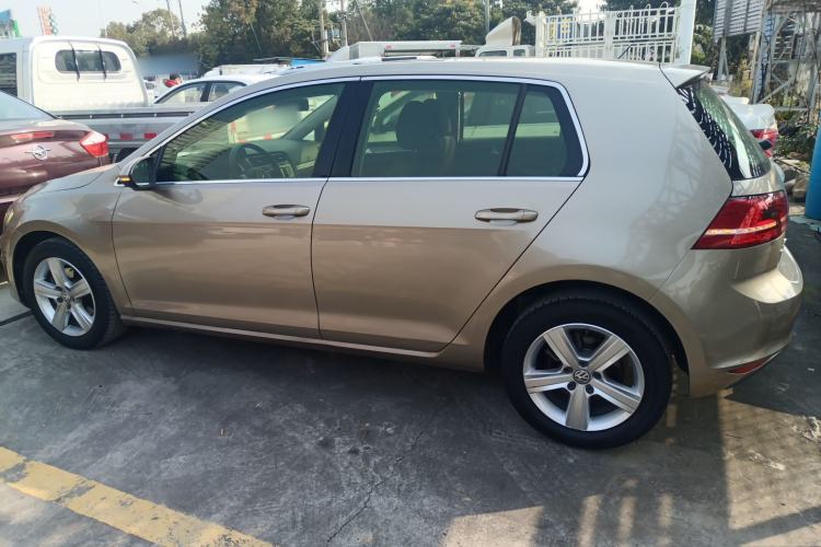 Used Volkswagen Golf 2016 1.6L Automatic Comfort Model
