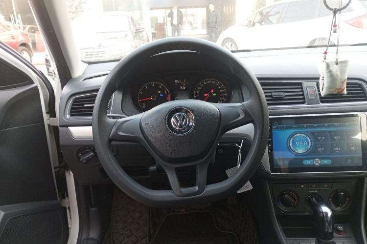 Used Volkswagen Gran Lavida 2017 1.6L Automatic Fashion Edition
