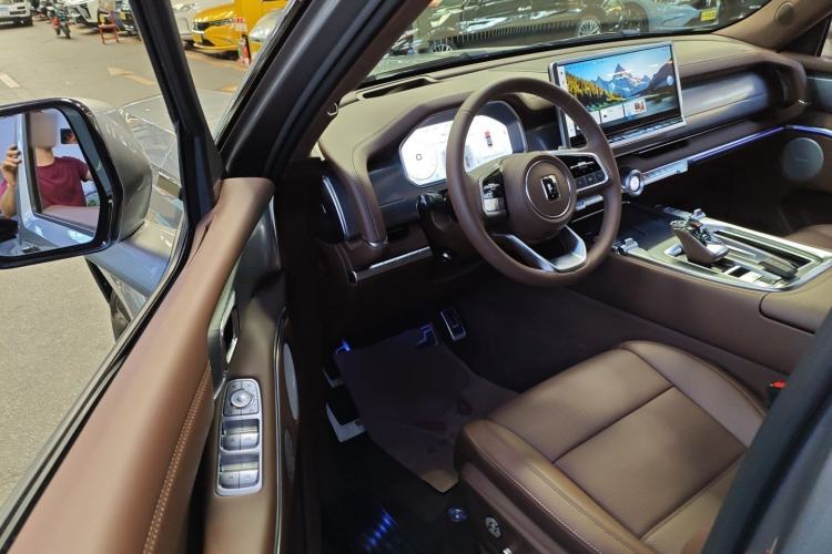 Used Tank 700 New Energy 2024 Hi4-T Extreme Edition
