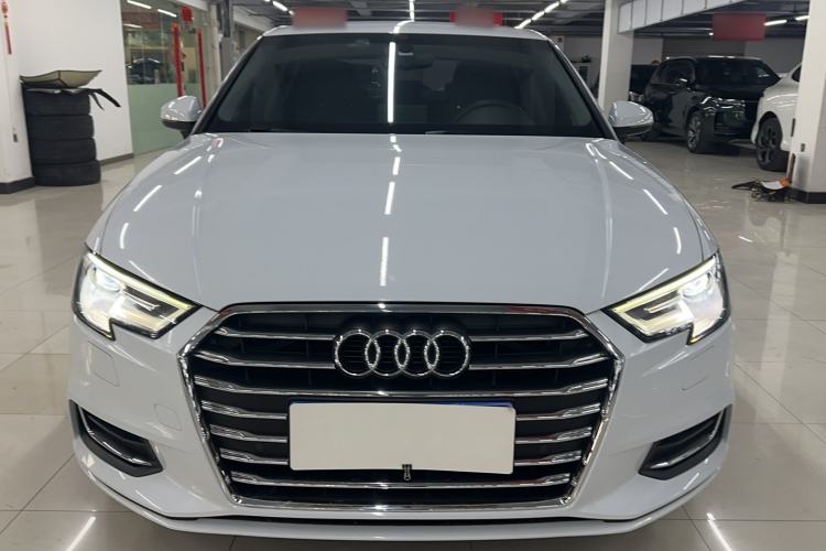 Used Audi A3 2019 Limousine 35 TFSI Ambition China V