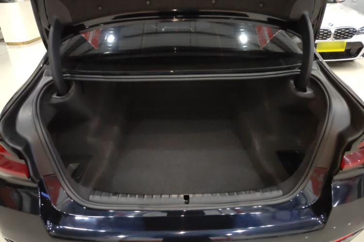 Used BMW 5 Series 2021 Facelifted 525Li M Sport Package
