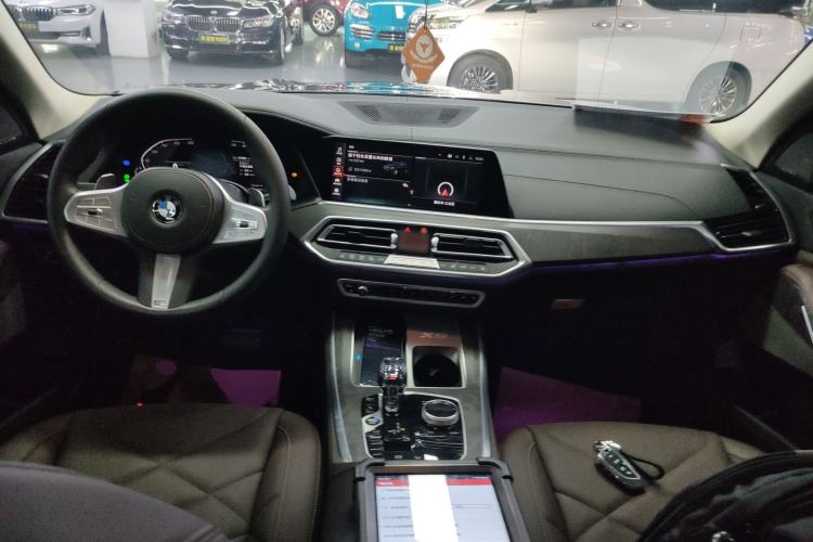 Used BMW X5 2022 Restyled xDrive 30Li M Sport Package
