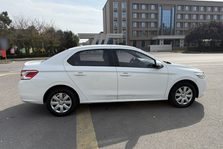 Used Peugeot 301 2016 1.6L Manual Happiness Edition
