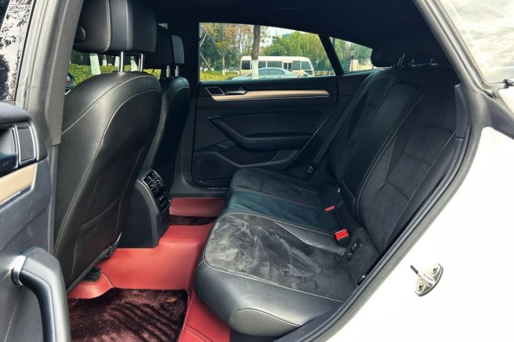 Used Volkswagen FAW-Volkswagen CC 2019 330TSI Huayan Edition China VI
