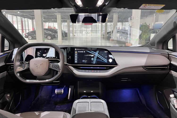 Used Hongqi EH7 2024 690 Pro
