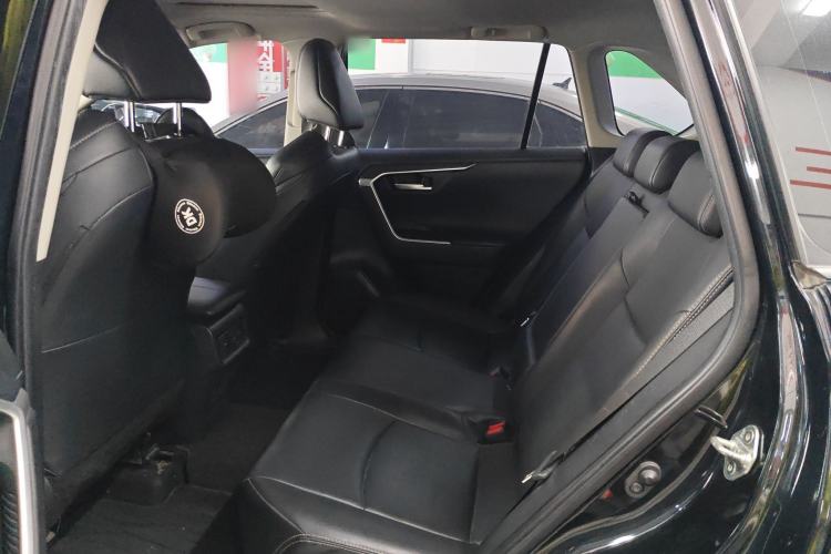 Used Toyota Wildlander 2023 2.0L CVT Two-Wheel Drive Urban Edition
