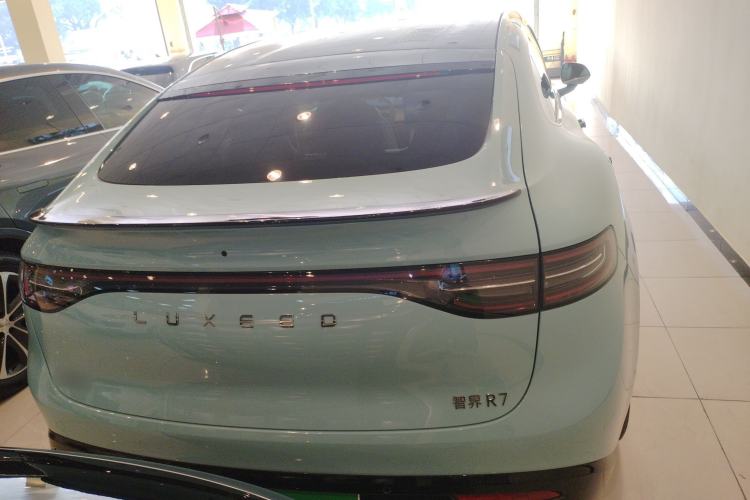 Used Hima Luxeed R7 2025 Range-Extended Version 251 km Max