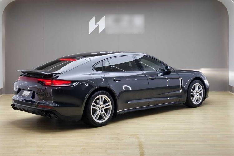Used Porsche Panamera 2023 Panamera 4 Executive Long Wheelbase 2.9T
