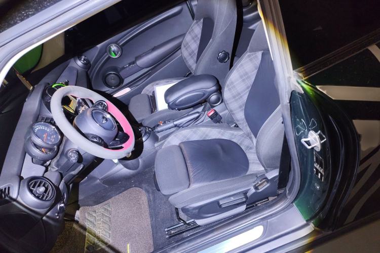 Used  MINI 2016 1.5T COOPER
