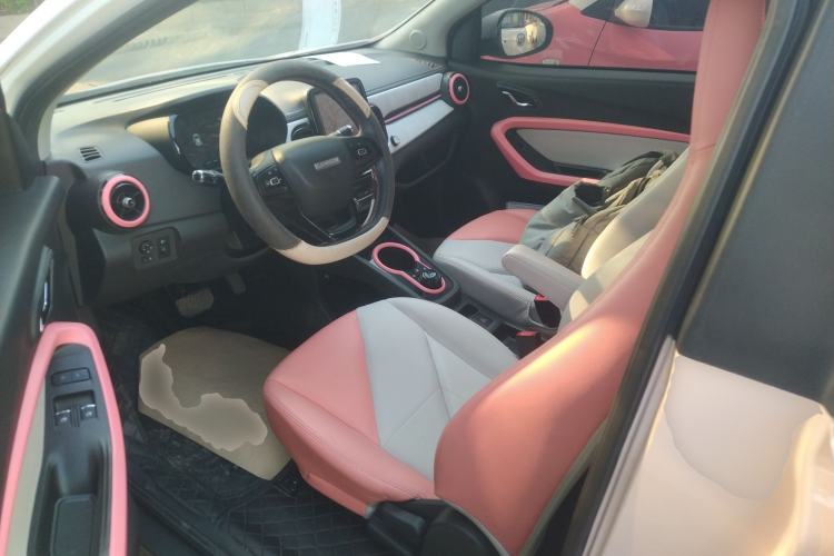 Used Chery Little Ant 2022 Revised Version Sweet Pink Edition Half-Sugar Version Lithium Iron Phosphate 30.7 kWh 30 kW 301 km
