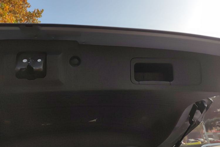 Used GAC Trumpchi GS8 2017 320T Two-Wheel Drive Luxury Smart Connectivity Version (7 Seats)
