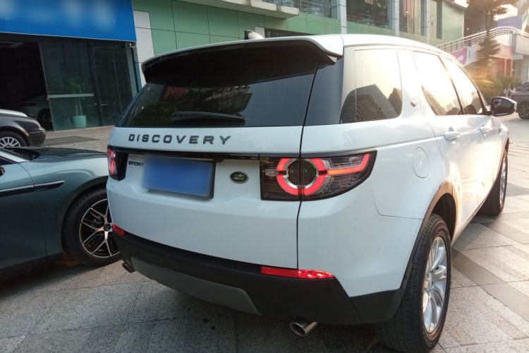 Used Land Rover Discovery Sport 2019 240 PS SE Version China VI Standard