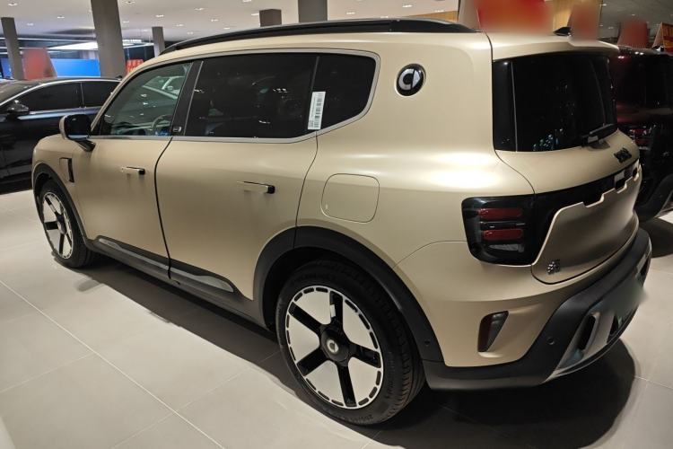 Used  #5 2024 Ultra-Long Range Extraordinary Journey Luxury Edition