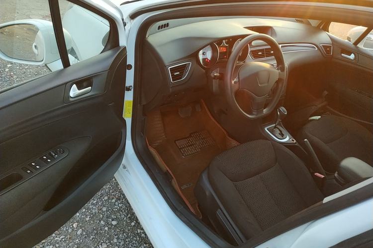 Used Peugeot 308 2014 Enjoy Edition Classic 1.6L Automatic Premium Model
