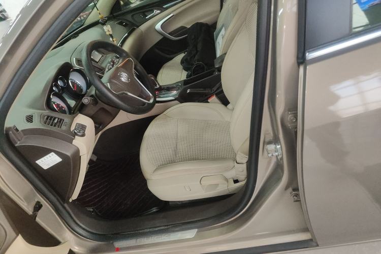 Used Buick Regal 2015 2.0L Leading Fashion Edition
