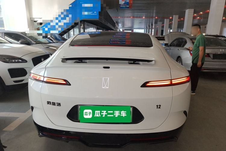 Used  12 2024 700 Three-Laser Rear-Wheel Drive Luxury Edition
