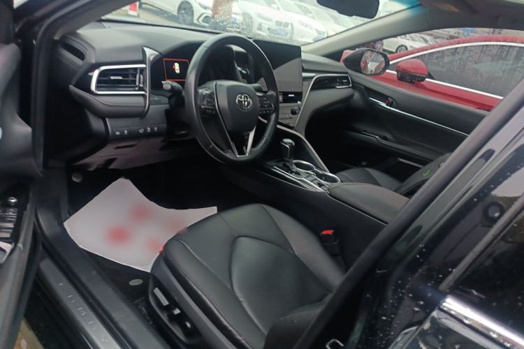 Used Toyota Camry 2021 2.5G Luxury Edition
