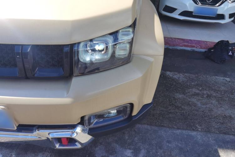 Used Beijing Auto BJ40 2019 2.3T Automatic Four-Wheel Drive Ring the Tower Champion Edition China VI
