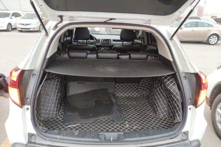 Used Honda Vezel 2017 1.8L CVT Front-Wheel Drive Pioneer Edition
