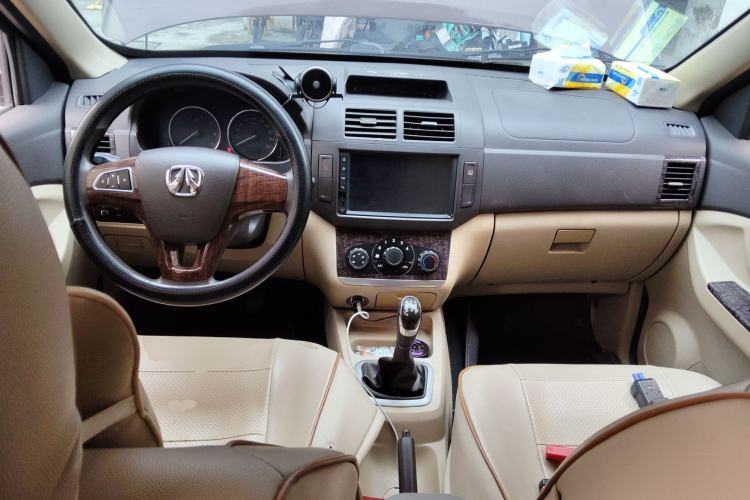 Used BAIC Weiwang M20 2014 1.5L Comfort version DAM15DL

