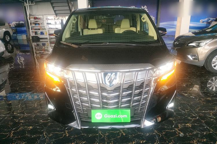 Used Toyota Alphard 2021 Dual-Engine 2.5L Luxury Edition
