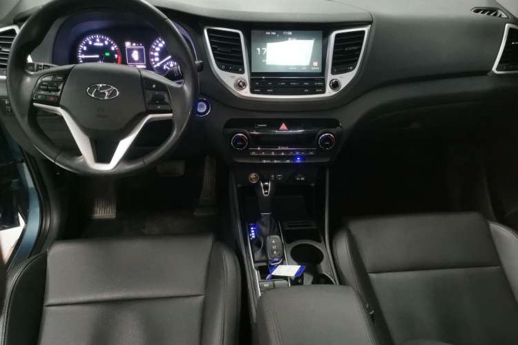 Used Hyundai Tucson 2015 1.6T Dual-Clutch Two-Wheel-Drive Smart Model
