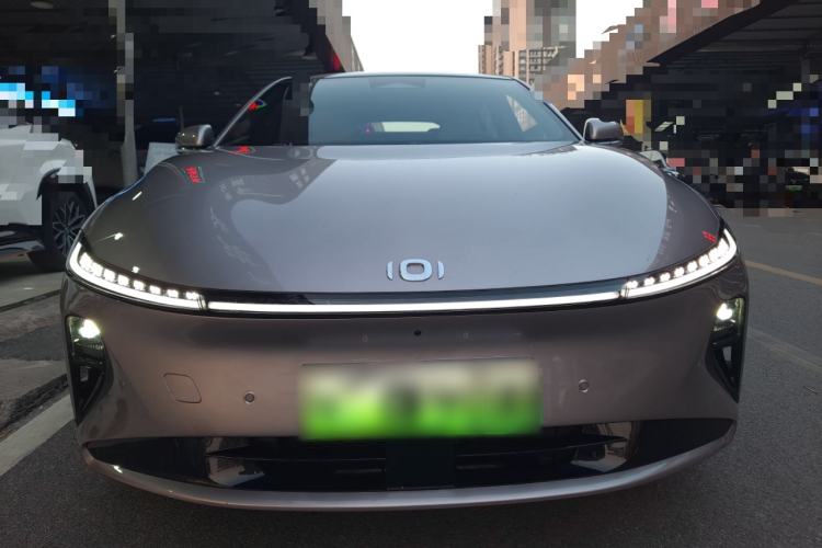 Used  A07 2025 All-Electric "Real Bargain" 525 Luxury Model
