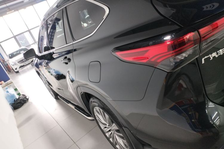 Used Toyota Highlander 2022 Dual-Engine 2.5L Four-Wheel Drive Prestige Version 7 Seats