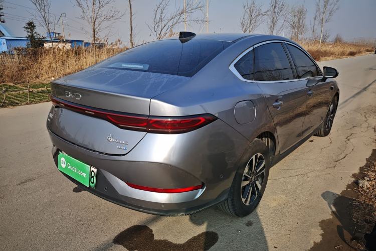 Used BYD Qin PLUS 2025 DM-i Smart Drive 120KM Superior Model
