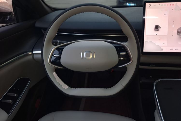 Used  A07 2025 All-Electric "Real Bargain" 525 Luxury Model
