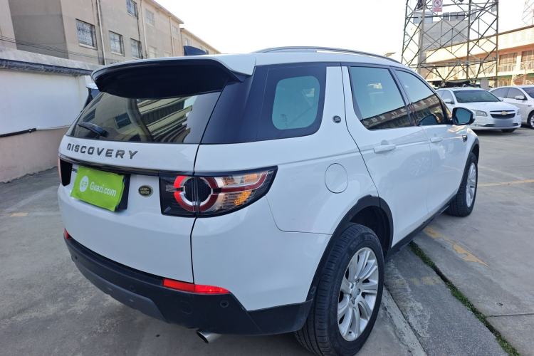 Used Land Rover Discovery Sport 2018 240 PS SE Version
