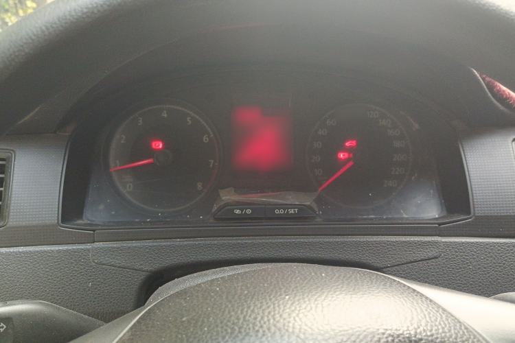 Used Volkswagen Santana 2016 1.4L Manual Fashion Edition
