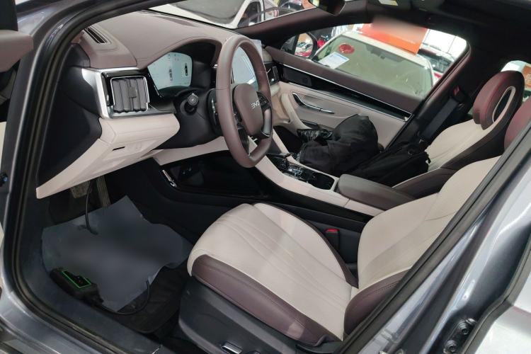 Used BYD Song PLUS New Energy 2025 DM-i Smart Drive 112KM Prestige Model
